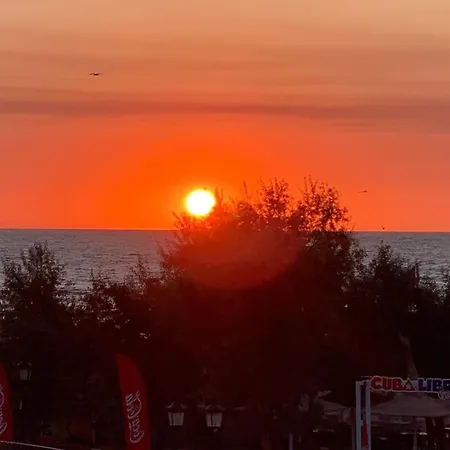 アパート Titanic One